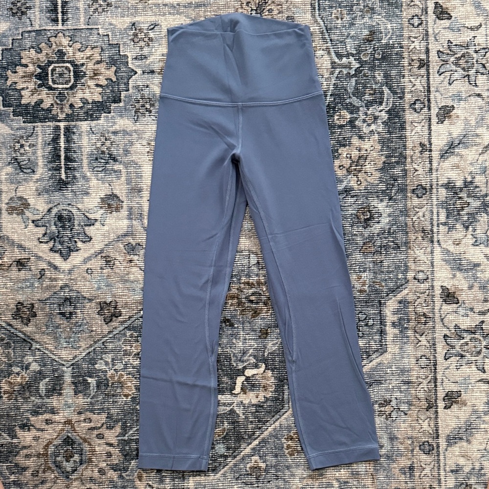Lululemon Athletica Blue align Leggings 23” size 2